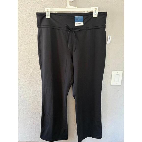 Old Navy Pants - NWT Old Navy Cloudcomfy pants size 2X. Extra High-Rise Full-Length. $35 retail